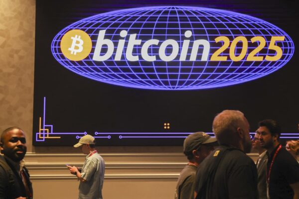 $1 Trillion Wiped Out as Crypto Market Slides Deep Into Bear Territory